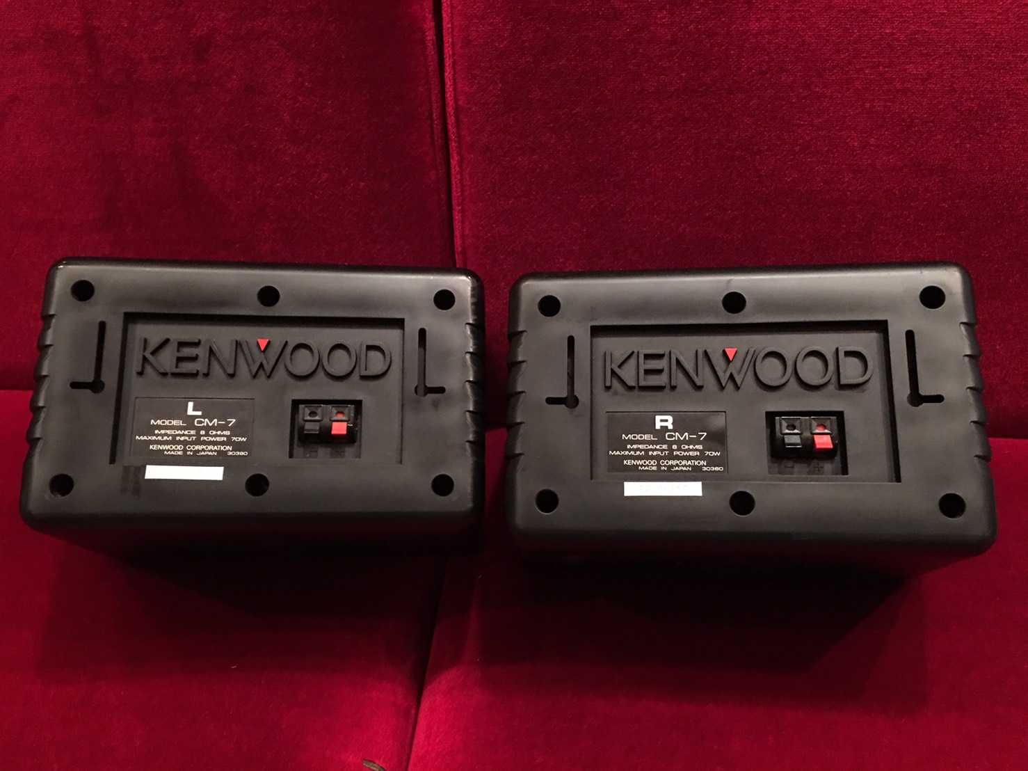 値下げしました。中古 KENWOOD (ケンウッド) 小型スピーカー CM-7入り